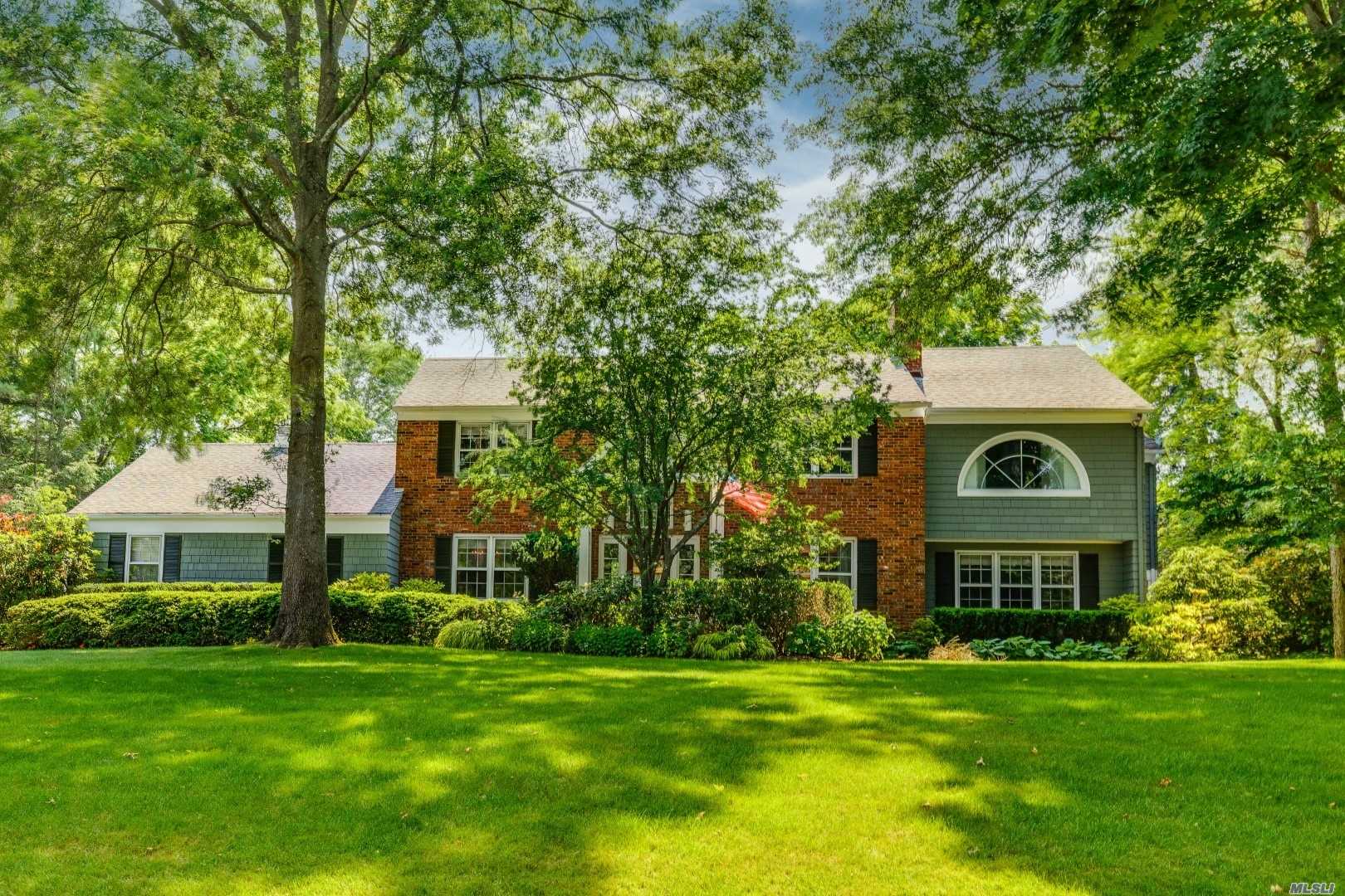 Center Hall Colonial Perfectly Situated On A Magnificent Flat 1 Acre Plus. Wood Floors Throughout With Large Entertaining Rooms. Library With Custom Wood Bookcases, Double Sided Wood-Burning Fireplace Opens In Living Room And Library. Light Filled Office And Kitchen With Stainless Appliances. Expanded Master Bedroom Suite With Dressing Room, Bathroom And Large Closets. 3 Additional Large Bedrooms With 2 Full Baths. Heated Pool, Pool House And 3 Car Garage With Option For 4th Car Lift.