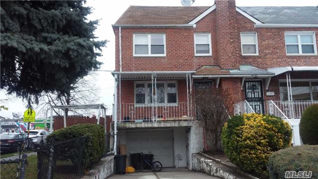 3 Bedrooms, 2.5 Baths , L/R, D/R, Kitchen, Garage. Excellent Location, Near Park And School#41, Lirr Station & Bus Stop.