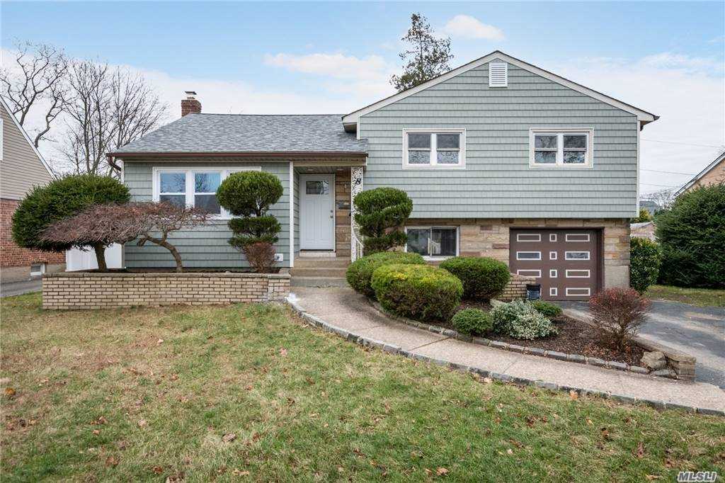 Listing in Levittown, NY