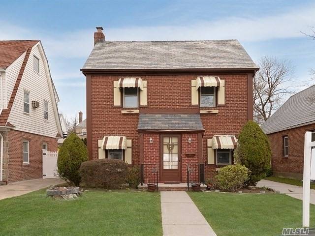 Just Arrived- Bright & Sunny Colonial Located On A Great Block In Bayside Hills. Needs Some Updating But Has Great Potential! Sd 26- Easy Access To Lie, Houses Of Worship, Etc. Won't Last!