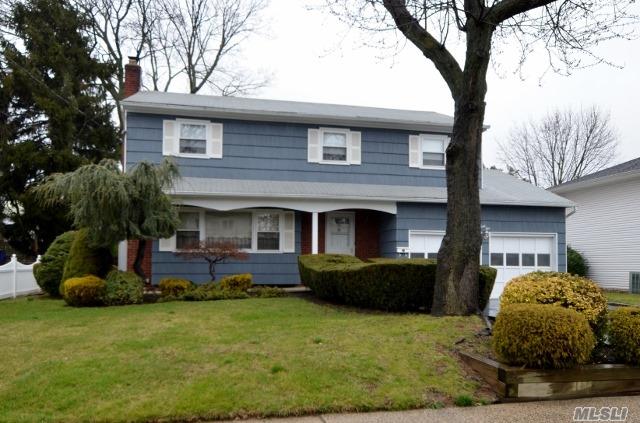 Lovingly Maintained Colonial! Ef, Formal Lr, Fdr, Eik, Family Room, 1/2 Bath. 2nd Floor: Mstr Bdrm W/Full Bath, 3 Addl Bdrms, Full Bath. Full Unfinished Basement. 2 Car Attached Garage. Great Location To Shopping & Restaurants.