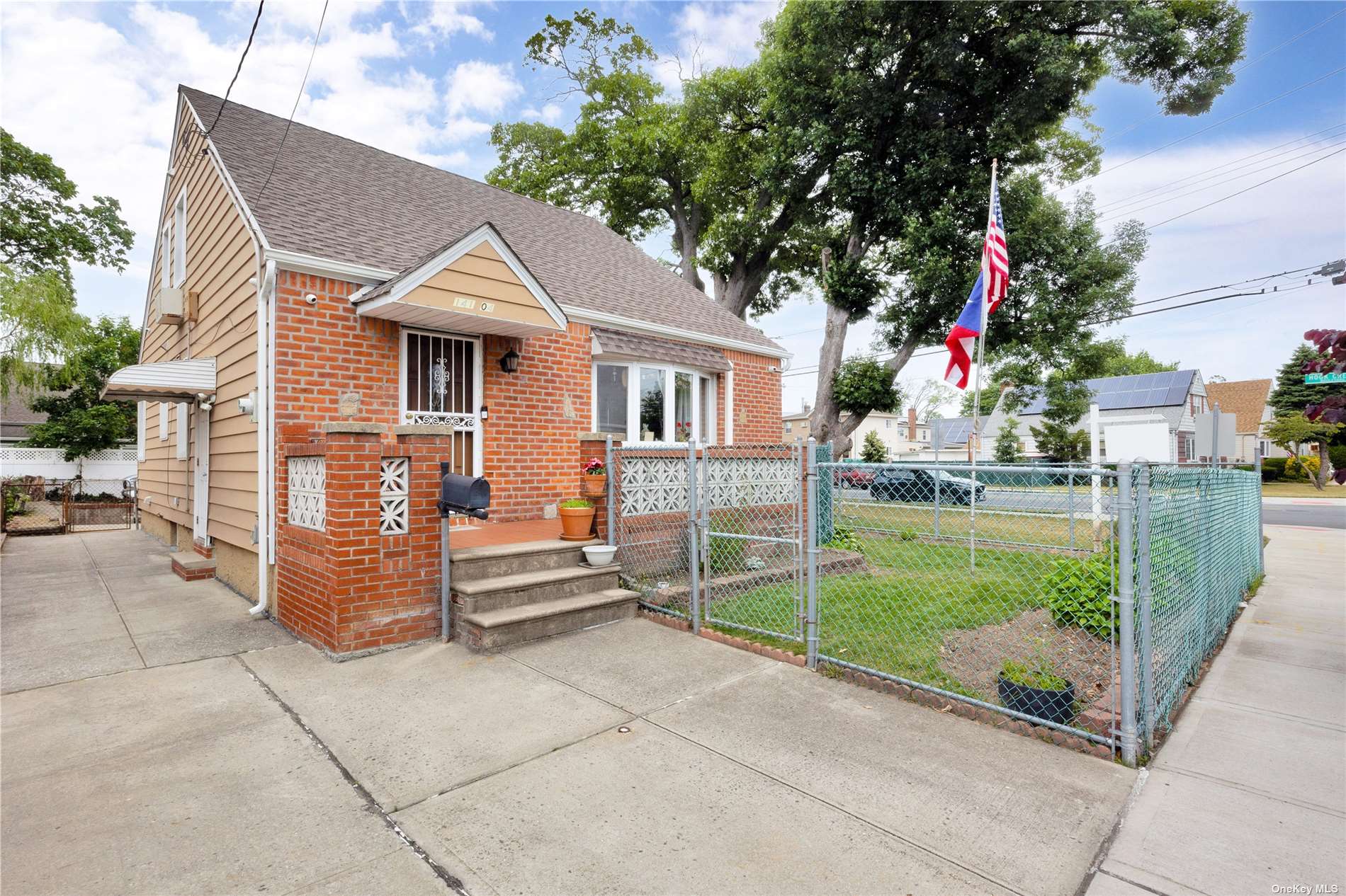 Single Family in Rosedale - 256th  Queens, NY 11422