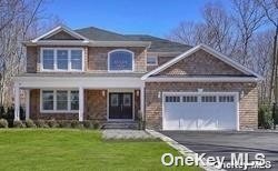 Single Family in Manorville - Jerusalem Hollow  Suffolk, NY 11949