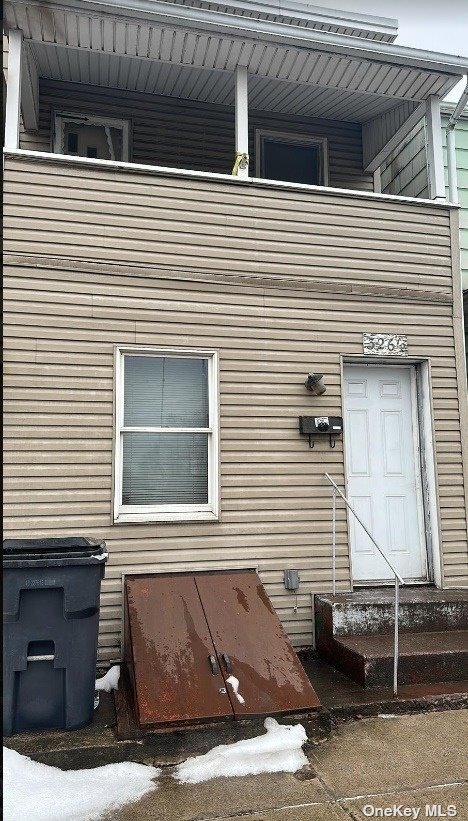 Single Family in Out Of Area Town - East Broad  Out Of Area, NY 18201