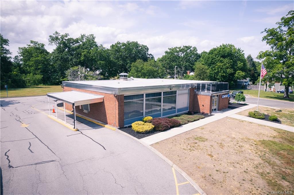 Commercial Lease in Cornwall - Broadway  Orange, NY 12518