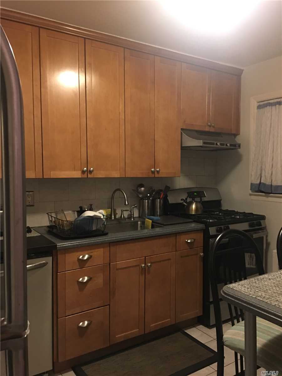 Gorgeous Custom Renovated Designer Kitchen, Model Style Bath, Corner Unit, New Closet Doors, Private Entrance, Pet Friendly