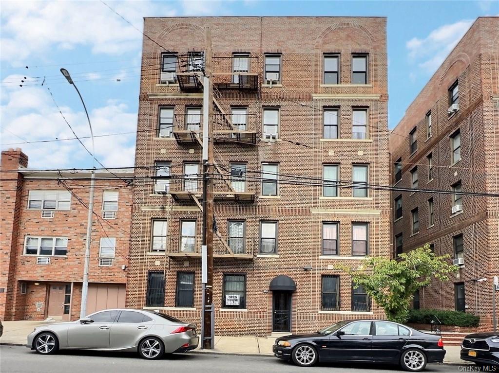 Coop in Bronx - Overing  Bronx, NY 10461
