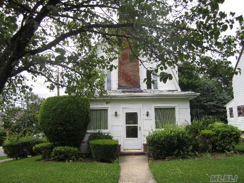 Rarely Available, Brick Sunny Brick And Siding 4 Bed W/1 Full Bath, 1 Half Bath, And 1 Quarter Bath, With An Eat-In Kitchen, Den, And Fireplace In The Baker Hill Area. Full Third Floor, 2 Bedrooms, 2-Car Attached Garage, And New Heating System, A+ Location.  Well Maintained Home! Will Not Last!