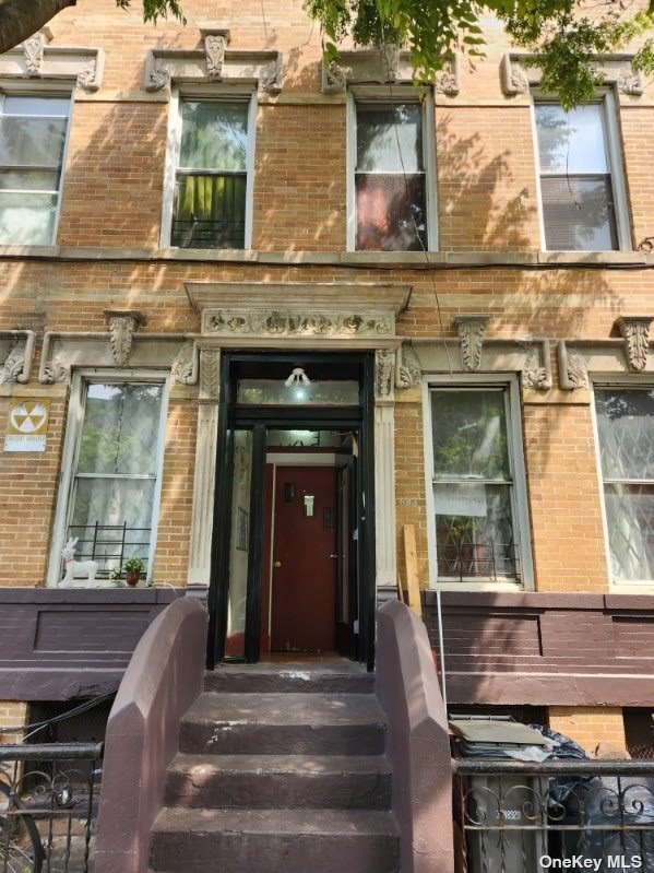 Commercial Sale in Stuyvesant Heights - Halsey  Brooklyn, NY 11233