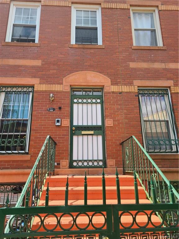 Two Family in Bronx - 161st  Bronx, NY 10459
