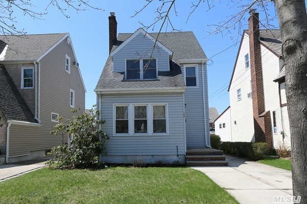 Mott Colonial,  Mid Block Location On Quiet Street With 3 Bedrooms 1.5 Baths,  Eat In Kitchen With Breakfast Nook,  Large Living Room,  Large Formal Dining Room Hardwood Floors. The Attic Is Finished And Could Be A 4th Bedroom. Full Unfinished Basement,  The Roof,  Windows,  Baths,  Boiler,  And Driveway Have Been Updated Within The Last 20 Years. Easy Access To Shopping And Hwys