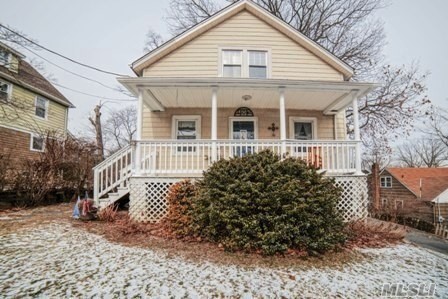 Five Bedroom Colonial Nestled In Thomaston. Master Suite With Private Balcony & Four Additional Bedrooms. Main Level Offers Eik, Formal Dr, Parlor,  Great Room With Packet Doors To Private Study. Picture Perfect Guest Bath. Great For Entertaining- Huge Deck In Backyard With Terrific Yard & Great Front Porch