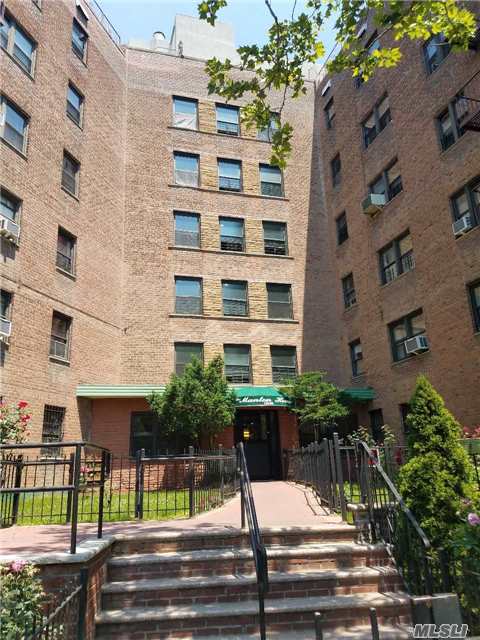 Nice Cozy 1 Bedroom Apt In Well Maintained Building. 1 Block To E, F Train And Express Bus To Manhattan. Close To Shopping, Library Schools, Post Office, Jfk And Lga. Parking W/L. Perfect For First Time Home Buyers. No Rental Allowed First Two Yrs, Thereafter 2 Yrs With Additional Sublet Fee And Maintenance Increase. Star Program Applies.