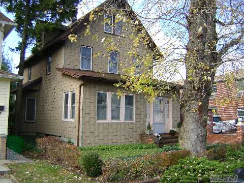 Lovingly Maintained Detached Colonial On Quiet Residential Street,New Windows, New Bath, New Gas Boilr,Lr, Dr W/Fplc,Eik W/Access To Private Yard, 4 Bedrooms + Unfinished Attic Rm C/B 5th Br,Walk To Shopping, Buses And Lirr