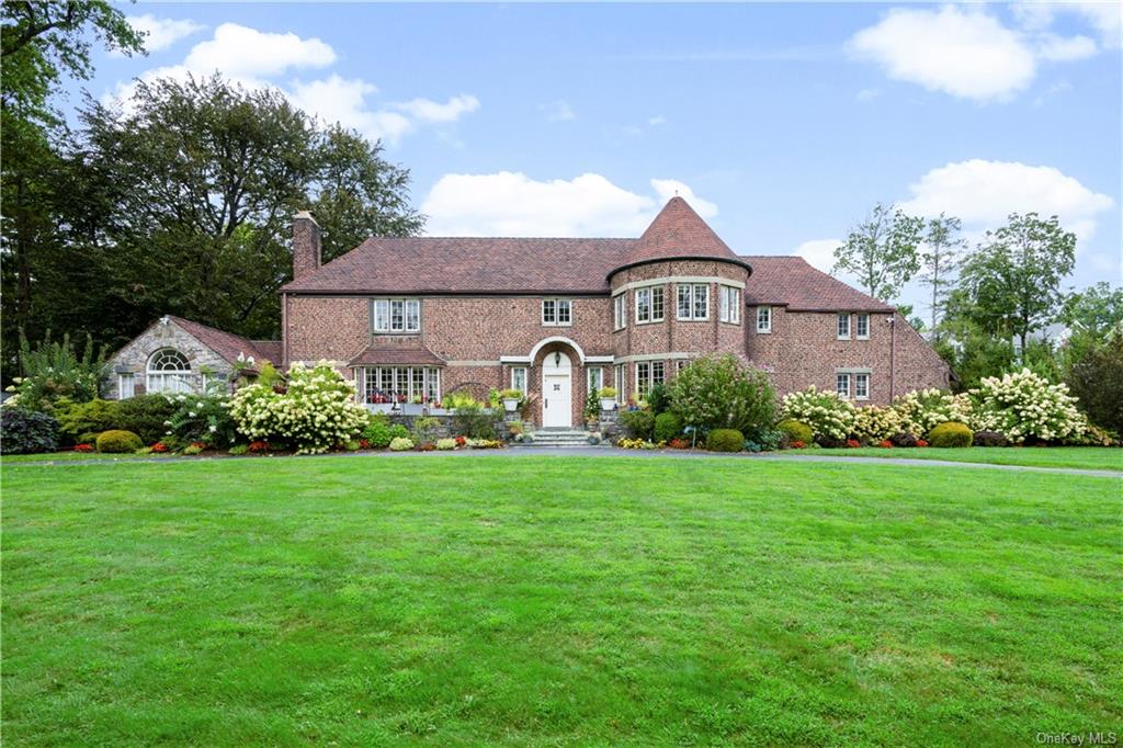 Single Family in Scarsdale - Penn  Westchester, NY 10583