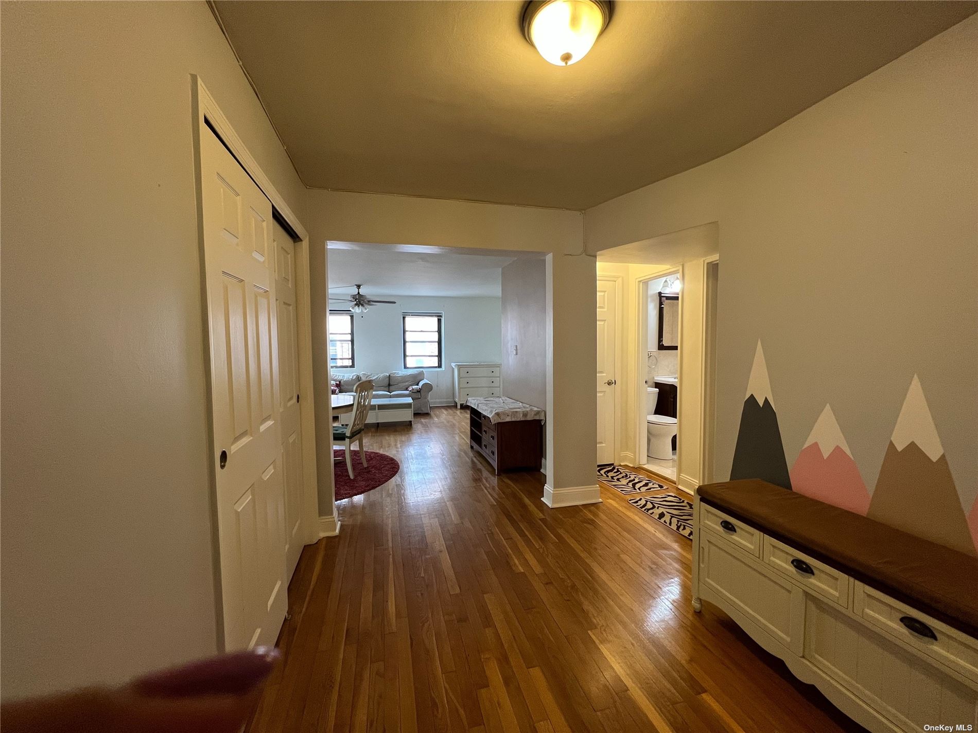 Apartment in Kew Gardens - 118th  Queens, NY 11415
