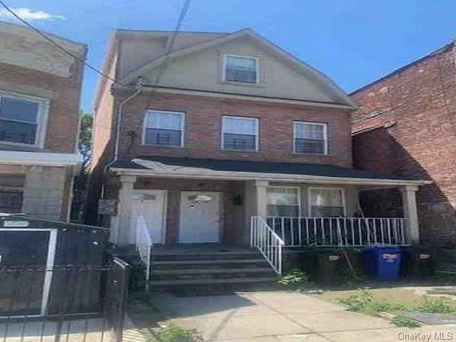 Single Family in Corona - 32nd  Queens, NY 11368