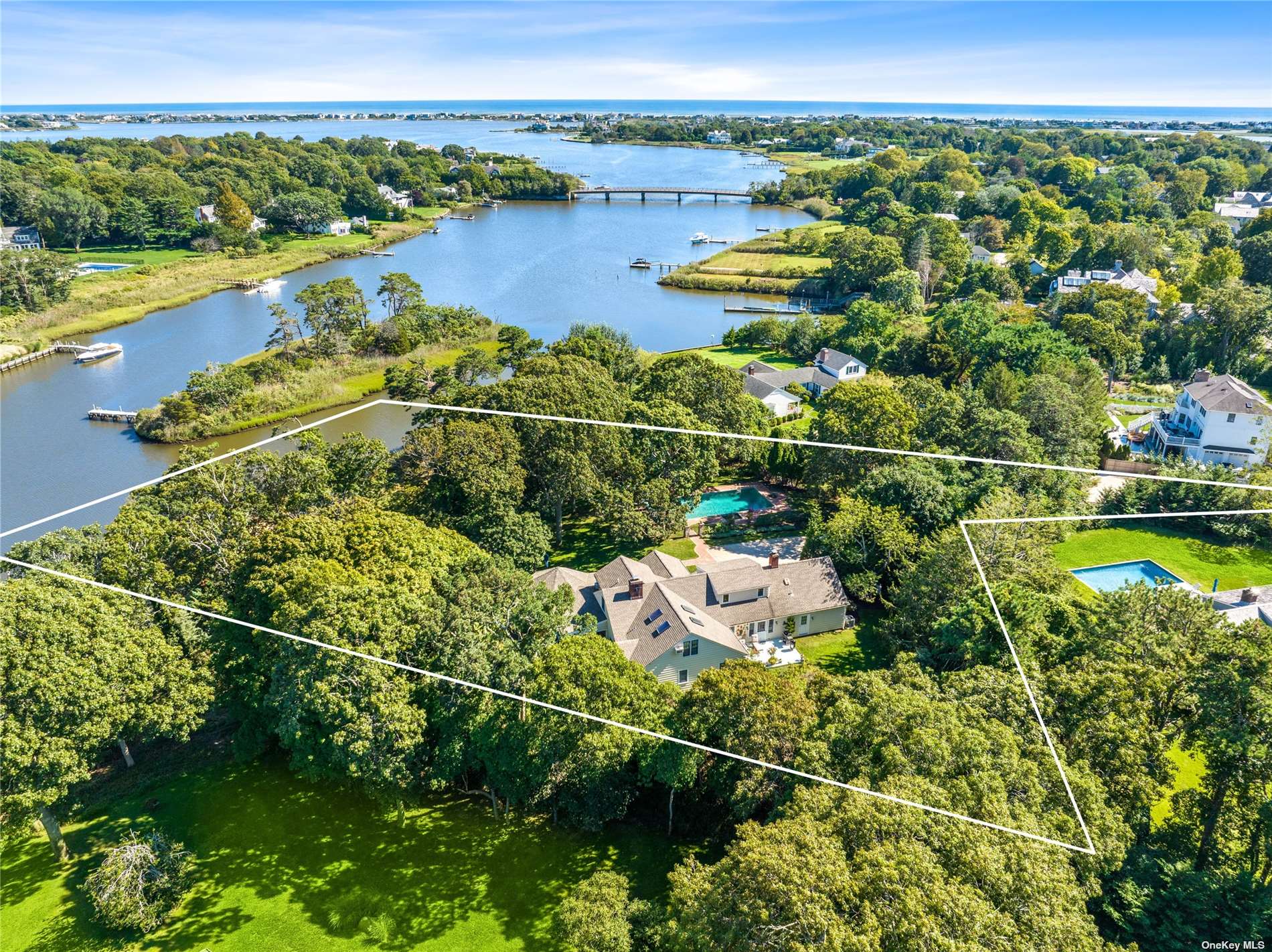 Single Family in Westhampton Beach - Griffing  Suffolk, NY 11978