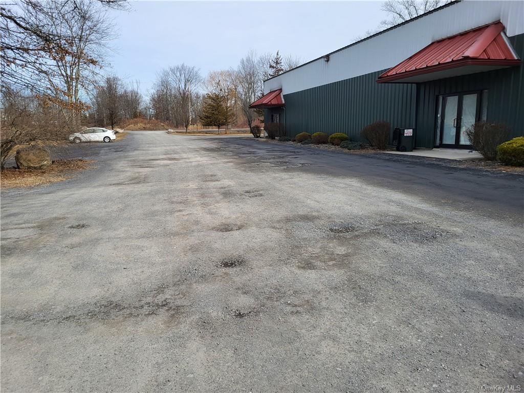 Commercial Lease in Gardiner - Osprey  Ulster, NY 12525