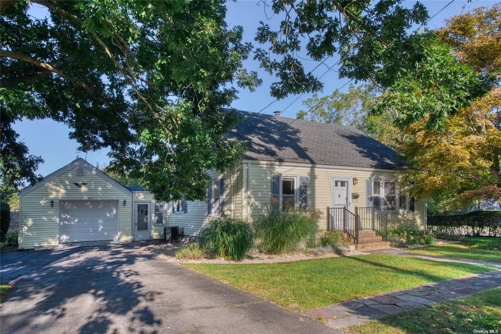 Two Family in Greenport - 6th  Suffolk, NY 11944