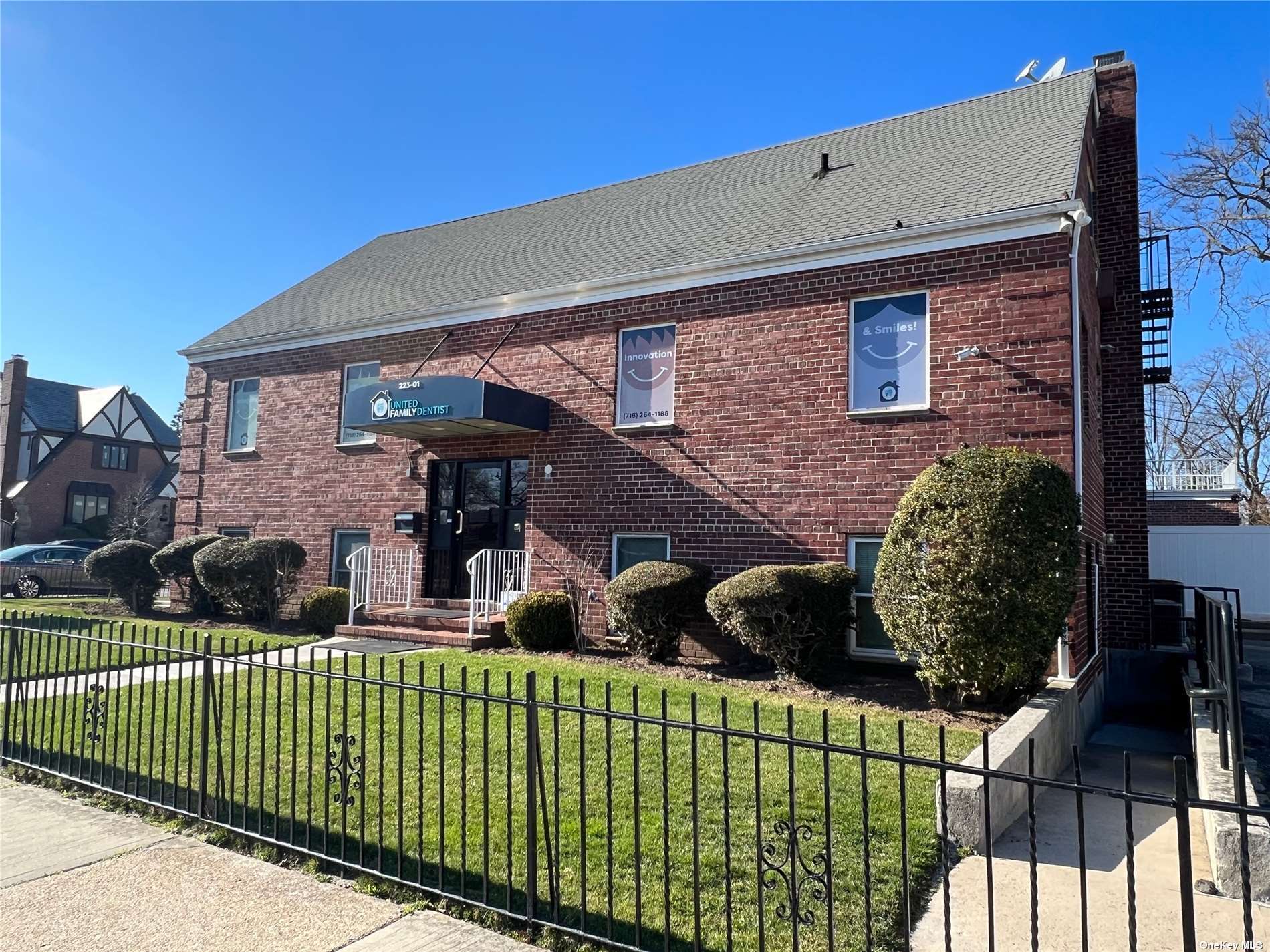 Commercial Lease in Oakland Gardens - Union  Queens, NY 11364
