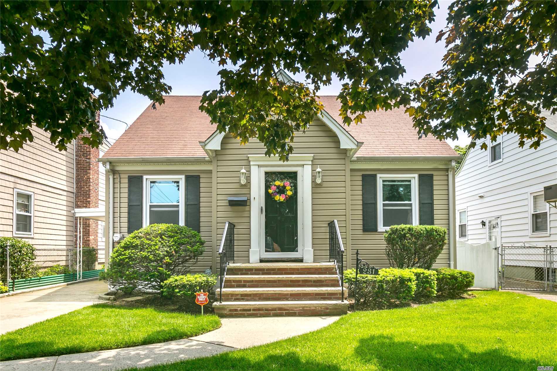 Lovely Cape in a beautiful mid block location with Franklin Square School District. Hard wood floor throughout. In ground Sprinklers, New windows, new hot water heater, and a lot more.