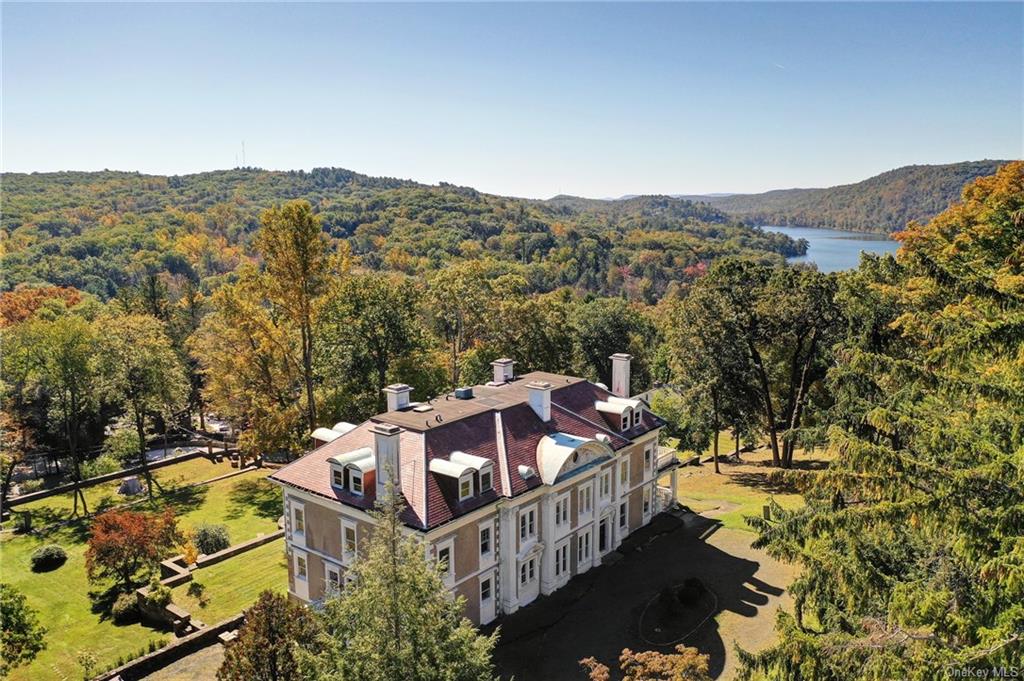 Single Family in Tuxedo - Tower Hill  Orange, NY 10987