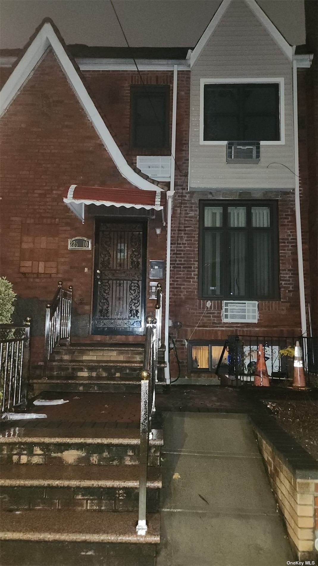 Apartment in Laurelton - Mentone  Queens, NY 11413