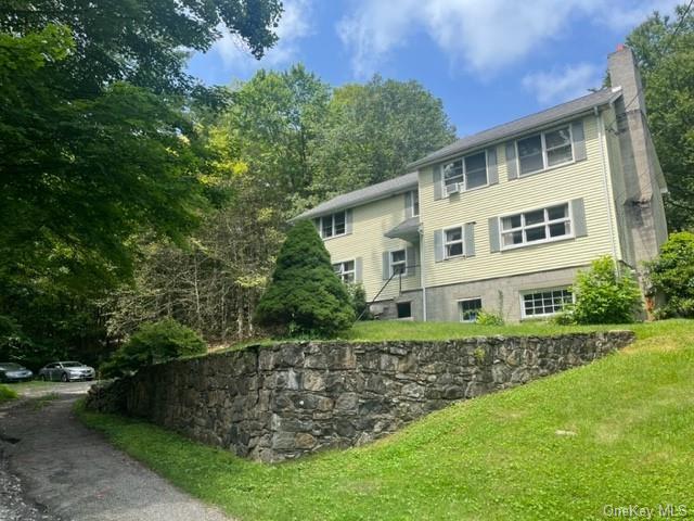 Two Family in Pawling - South  Dutchess, NY 12531
