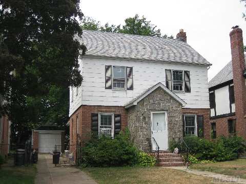 Brick Pointed, Beautiful Fresh Painted Thru The Whole House.  Excellent & Quiet Block. Close To All.