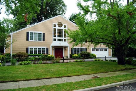 Circular Drive Leads To This Spectacular Approximately 4400 Sq.Ft., Center Hall Young Country Colonial. Luxury Designer Home, Great Location In Beautiful Wheatley School District. New Washer, New Dryer. Property Taxes Do Not Reflect Star Exemption Of $1,098.48. 24.80% Decrease In School Taxes. 