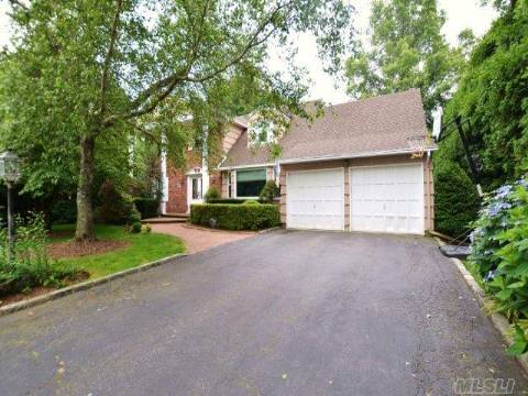 This Center Hall Colonial Is An Entertainers Dream.  Granite /Wood Eik That Spills Into A Oversized Bonus Room With High Ceilings. The Serene Backyard Is Complimented By Plantings, Wood Deck, Gazebo & Hot Tub.  All This In Syosset Sd - Berry Hill, Southwoods.