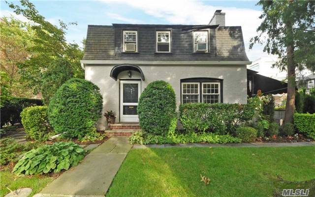 Dog Or Cat Ok! This Charming 3 Floor Cottage Is Unique. At The Crossroads Of Gn, Opposite Grace Ave Park And At The Corner Of Barstow Rd. Near Lirr And Town. 3 Floors Plus 2 Lovely Outdoor Areas Makes This Feel Like A House, Not A Co-Op. Private Garage Included In Monthly Fee. Own Washer/Dryer In Basement! Very Rare Unique Home.