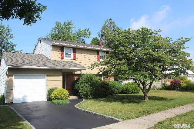 Traditional Flair Enhances This Pasadena Area Home. This Colonial Style Home Features A Living Rm,  Dining Rm,  Eat In Kitchen,  Fam Room And 1/2 A Bath On The First Level. The 2nd Level Offers 3 Generous Size Newly Painted Bedrooms With Newly Polished Hardwood Floors And An Updated Full Bath. Amenities Include Finished Basement,  Gas Cooking And Heating,  Thermo Pane Windows.