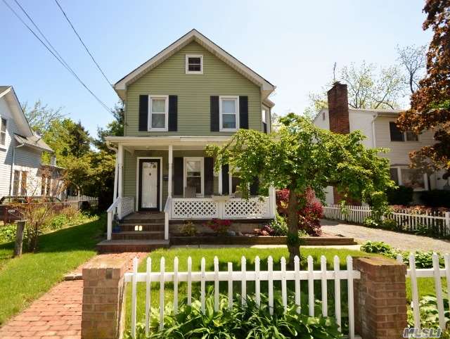 Great Opportunity To Make This Colonial Your Own! Ef, Lr, Eik W/Sliders To Covered Deck, Dining/Den, Full Bath, Washer/Dryer. 2nd Floor; Mstr Bdrm W/Door To Covered Deck. 2 Addt Bdrms & Full Bath. Walk Up Attic. Full Unfinished Basement.