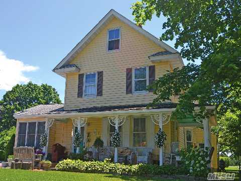 Lovely 1910 Farmhouse, Covered Porch...Pretty Views Over The Adjoining North Fork Country Club Greens.