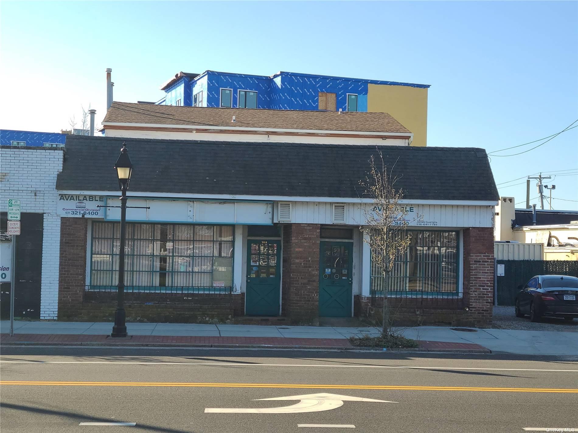 Commercial Lease in Bay Shore - Union  Suffolk, NY 11706