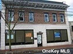 Commercial Lease in Woodmere - Broadway  Nassau, NY 11598