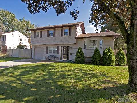 Center Hall Colonial Splanch In Half Hollow School District Is Priced To Sell Yesterday. 2012-2013 Taxes W/ Basic Star= 9,551.11. This Colonial Splanch Boasts All Large Rooms Throughout & A Deep Private Backyard. All On A Quiet Street.