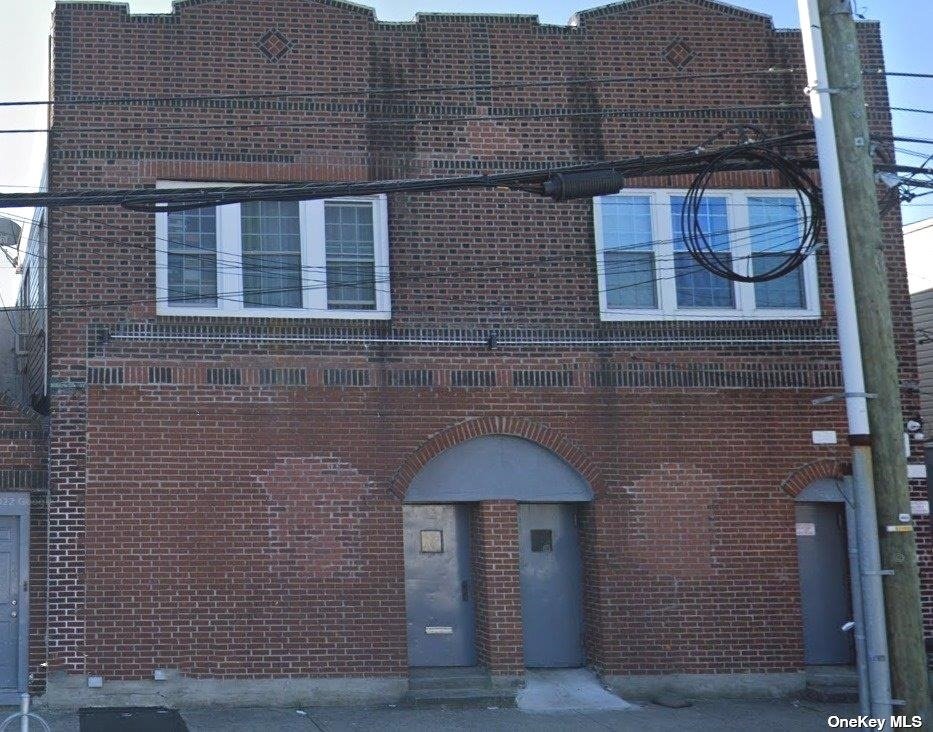 Commercial Lease in South Ozone Park - Rockaway  Queens, NY 11420