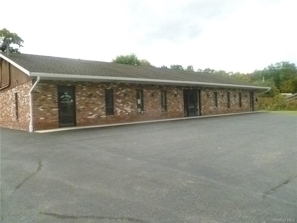 Commercial Lease in Newburgh - Plank  Orange, NY 12550