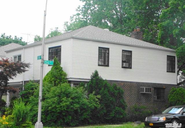 Needs Tlc. Sch Dst. 26. Convenient To All Shopp., Transp., Easy Access To All Major Hwys.