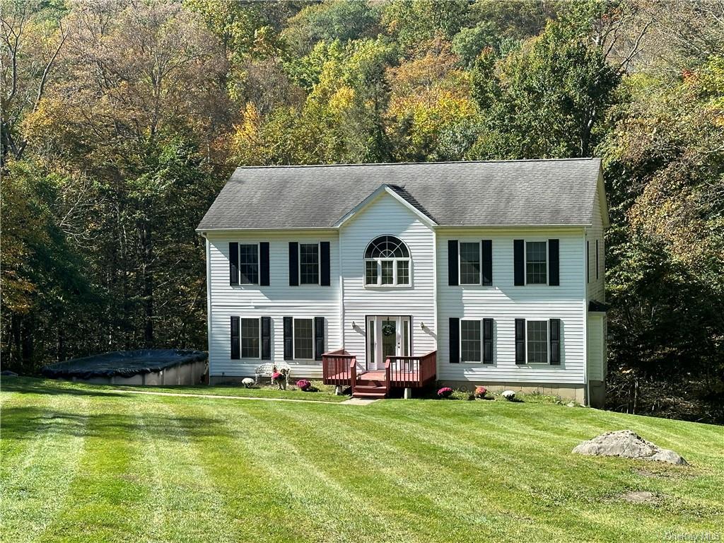 Listing in Putnam Valley, NY