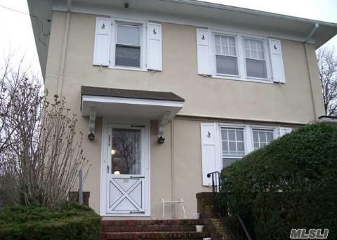 Traditional Side Hall Colonial. Close To Lirr. Great Location. Sd# 14.