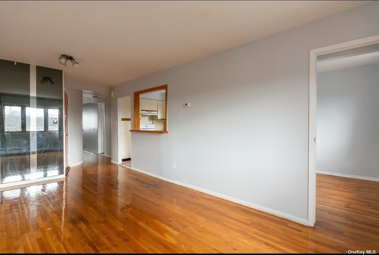 Apartment in Bayside - 210th  Queens, NY 11361