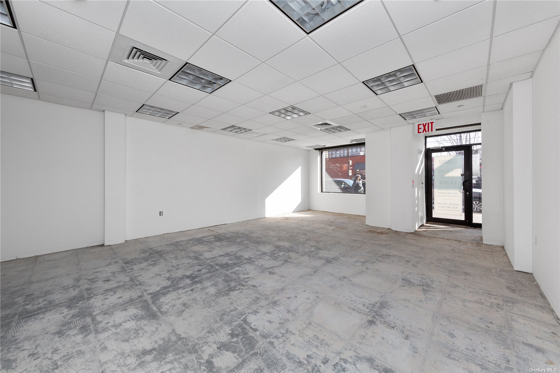 Commercial Lease in Astoria - 21st  Queens, NY 11106