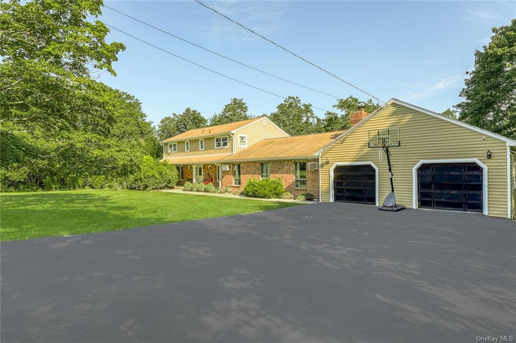 Single Family in Ramapo - Dike  Rockland, NY 10952