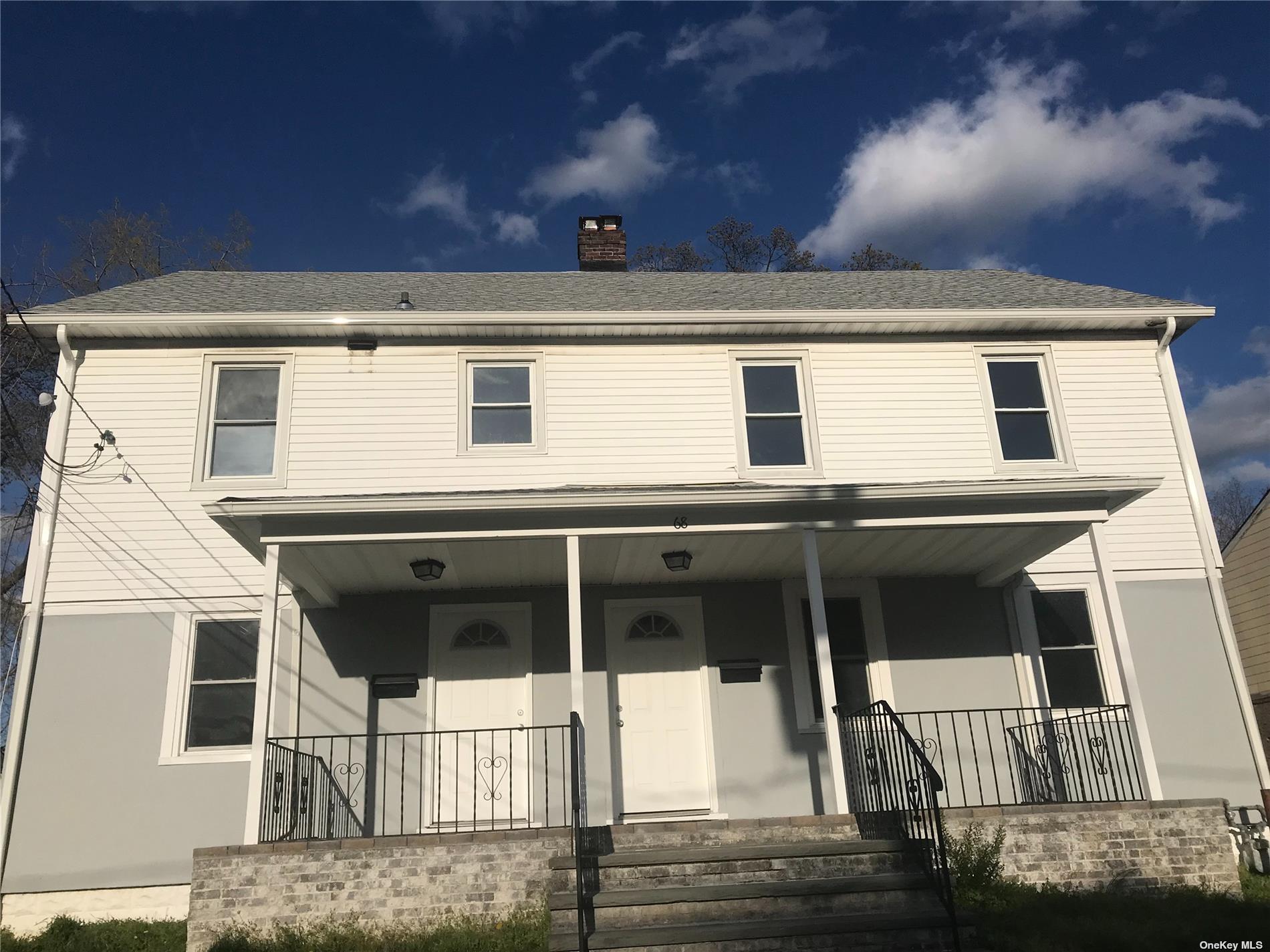 Listing in Great Neck, NY