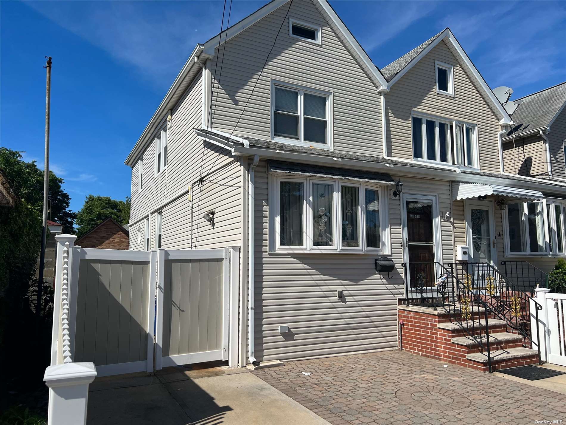 Single Family in Bellerose - 89th  Queens, NY 11426