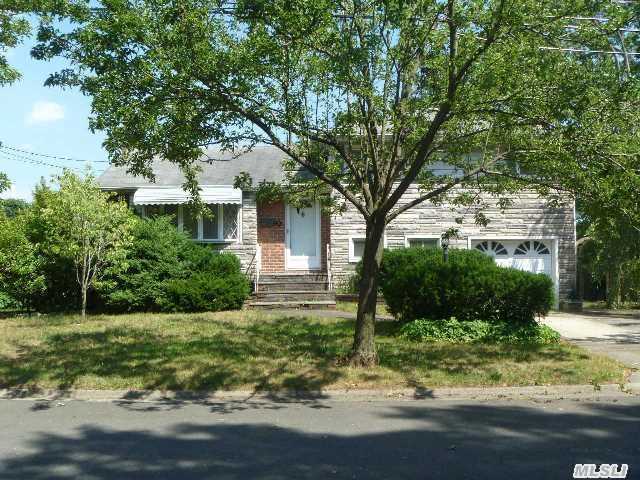 Large Split Level Home On 85 X 185 Park-Like Property. Oak Kitchen Cabinets,  Newer Baths,  Large Family Room.